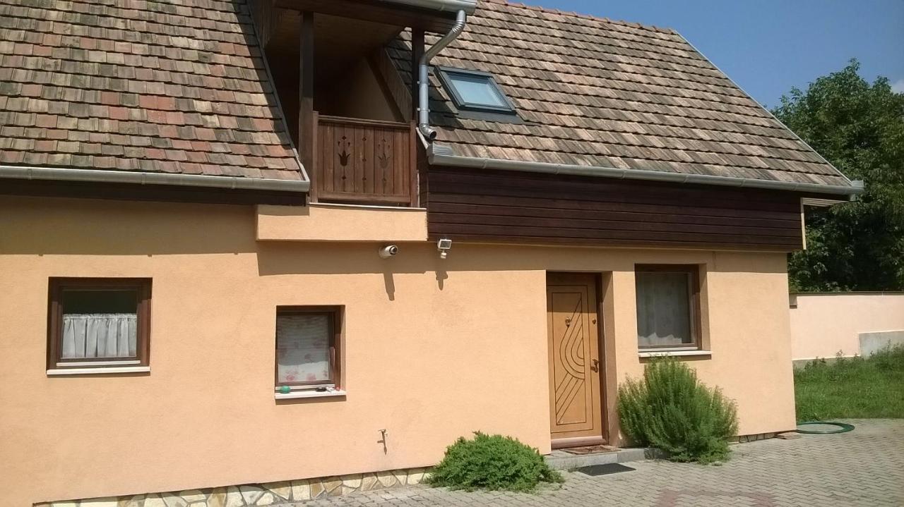Villa Giulia Vendégház Verpelét Exterior foto